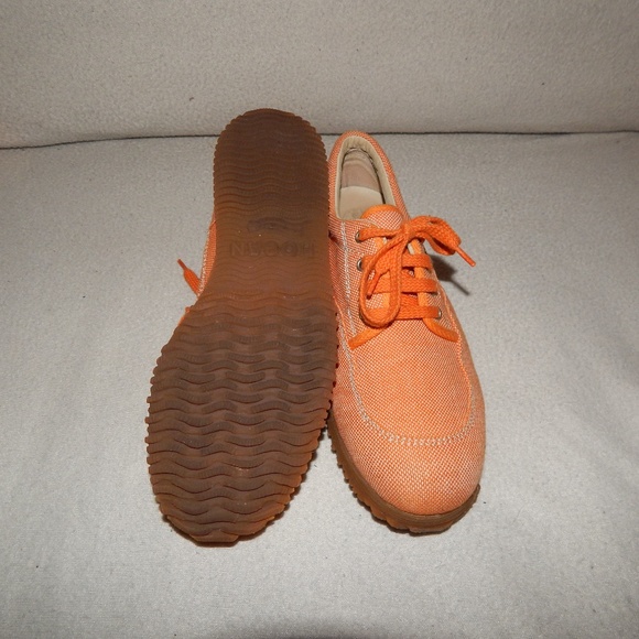 "HOGAN"  sneakers. - Picture 3 of 3